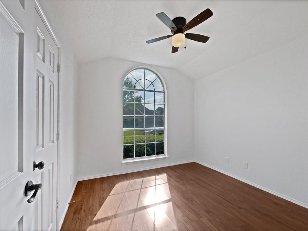 6020 Maple Leaf Drive Property Photo 16