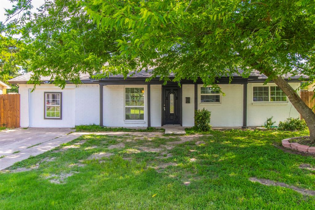10029 Grove Oaks Boulevard Property Photo 1