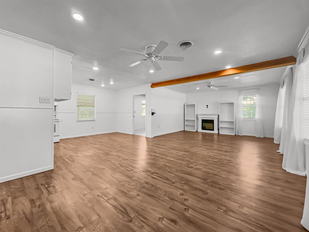402 S Williams Street Property Photo 5