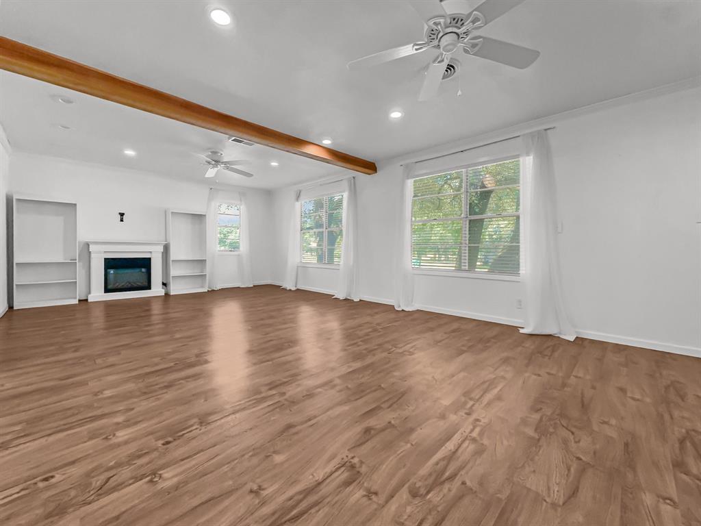 402 S Williams Street Property Photo 6