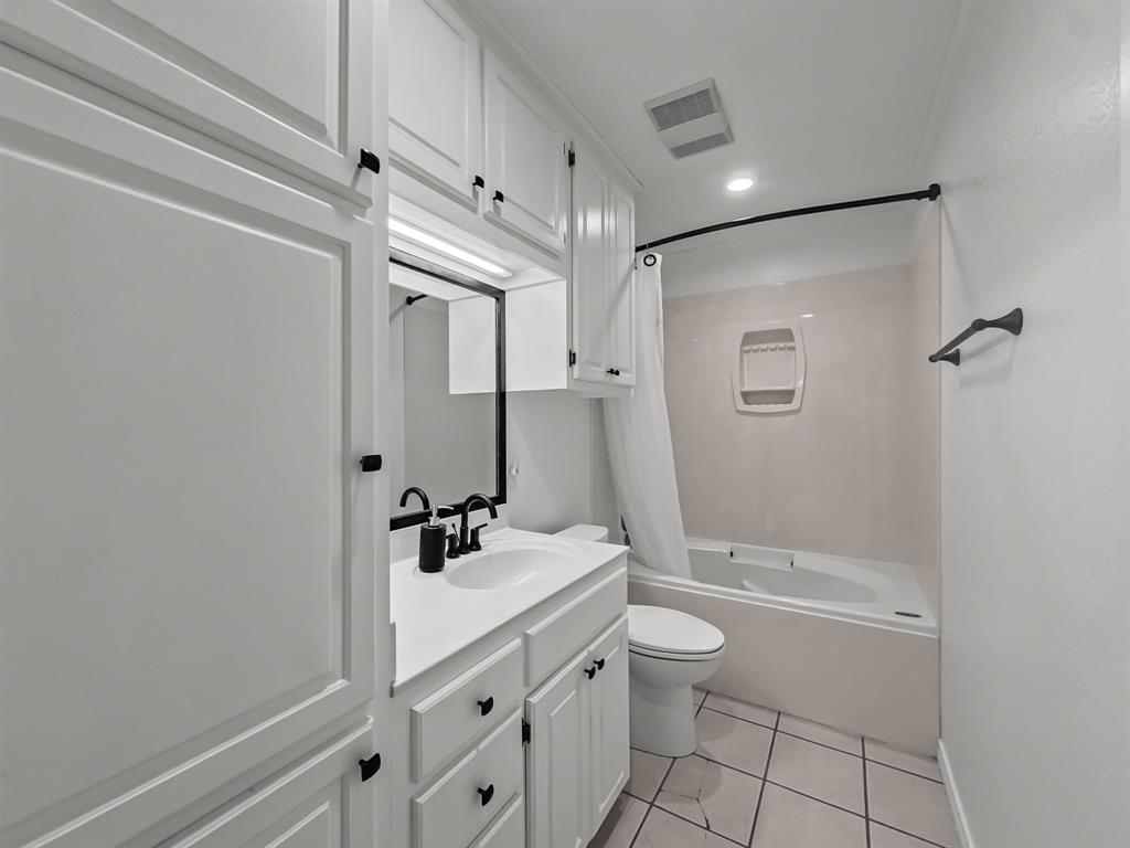 402 S Williams Street Property Photo 12