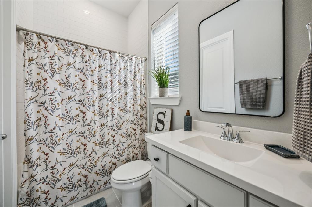 1715 Godello Drive Property Photo 12