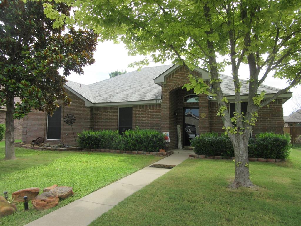 108 Forest Park Lane Property Photo 1