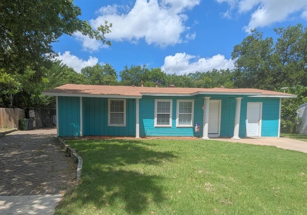 900 Aleta Street Property Photo 1