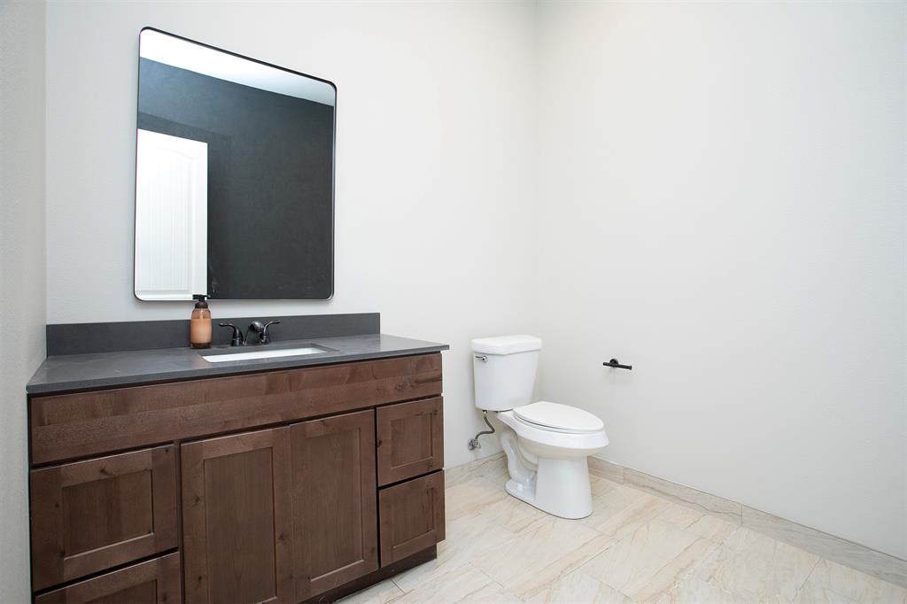 125 W Duval Street Property Photo 17