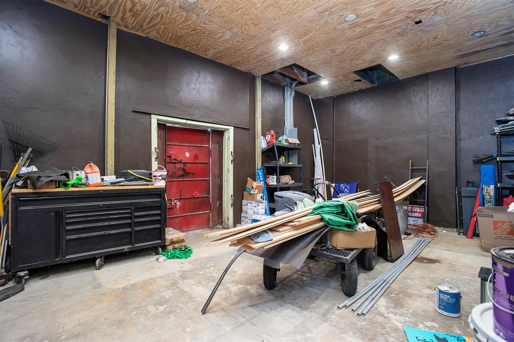 125 W Duval Street Property Photo 18