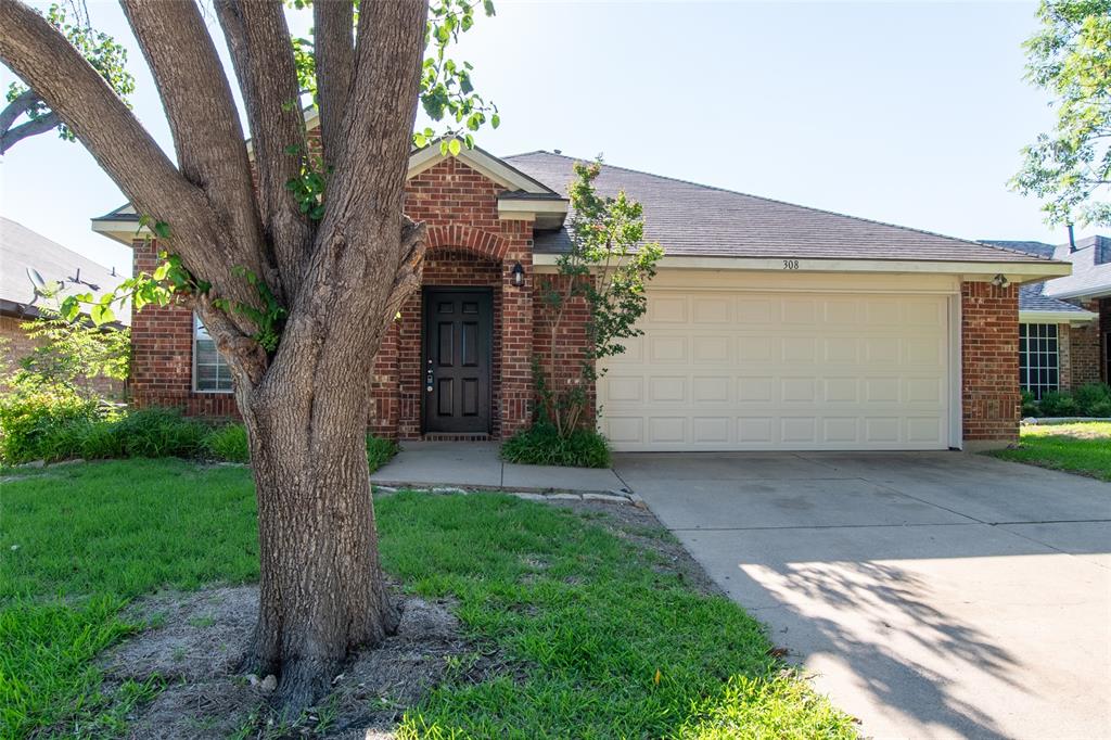 308 Hopewell Drive Property Photo 1