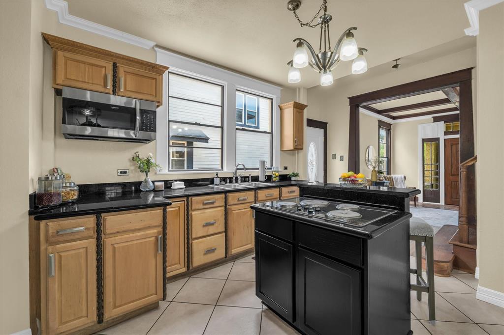 2215 Morrow Avenue Property Photo 13