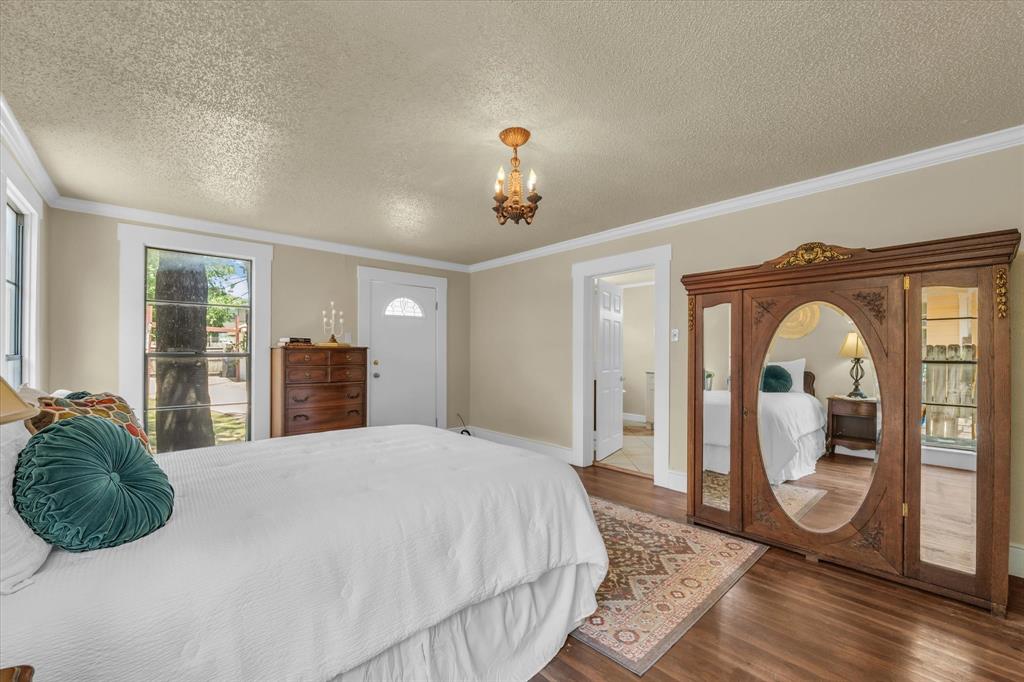 2215 Morrow Avenue Property Photo 17