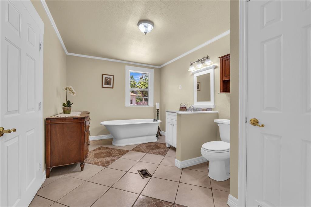 2215 Morrow Avenue Property Photo 18
