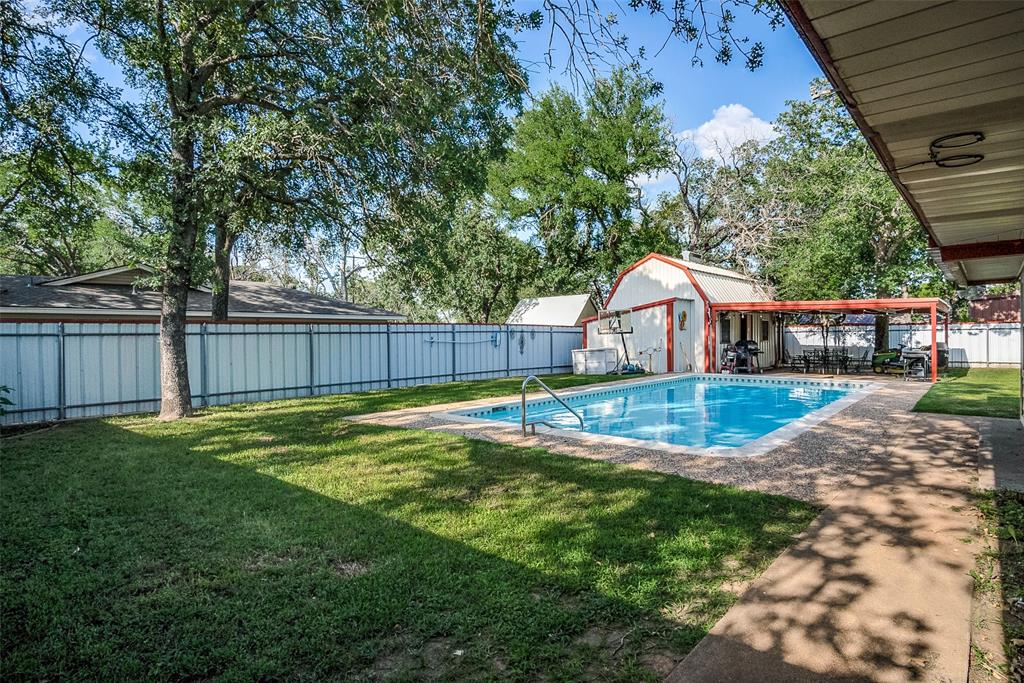 1102 Cactus Street Property Photo 1