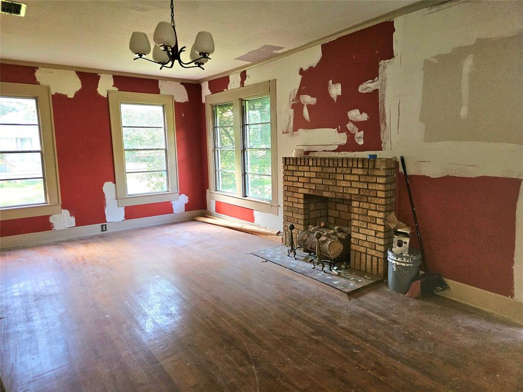 4448 Greenwood Boulevard Property Photo 10