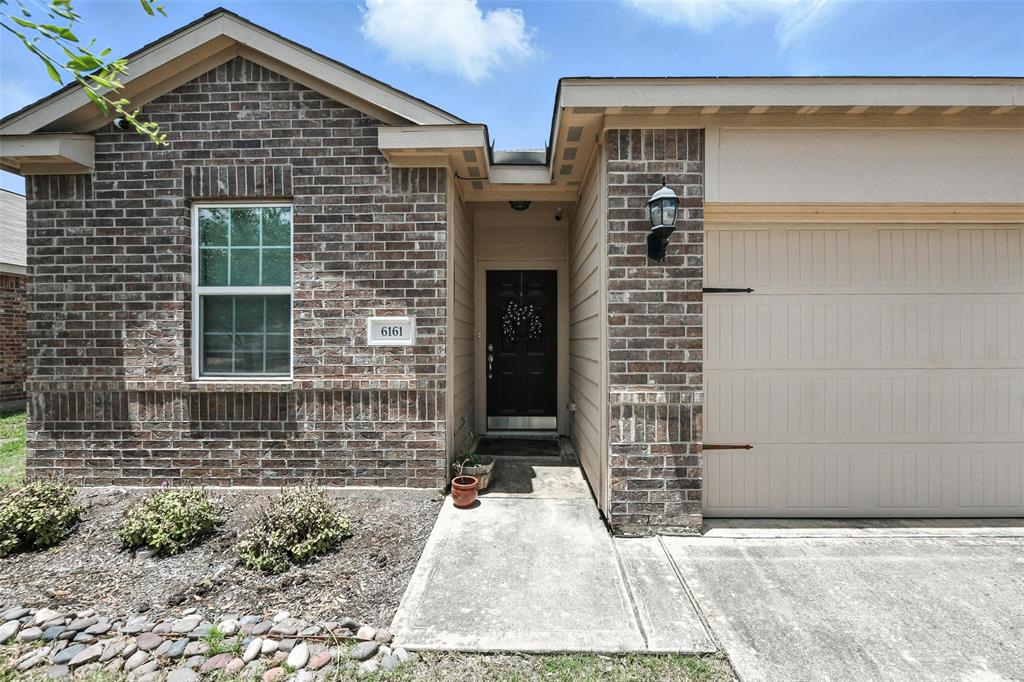 6161 Chalk Hollow Drive Property Photo 1