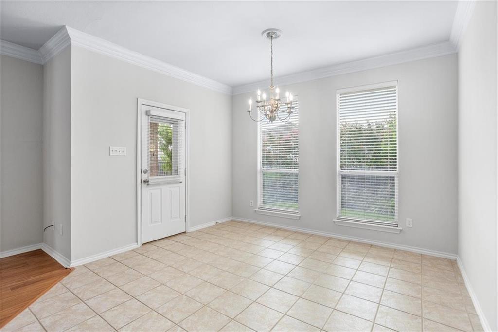 5924 Center Ridge Drive Property Photo 14