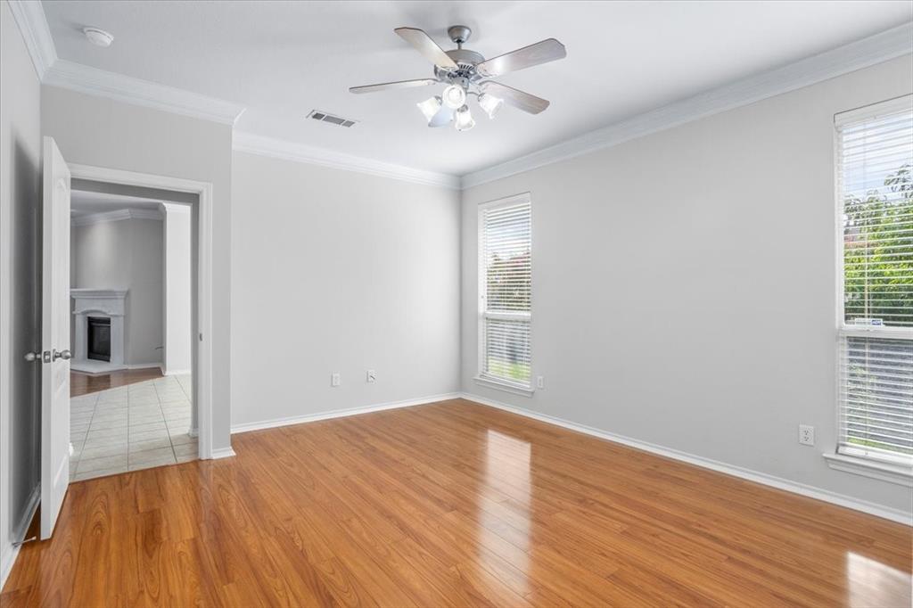 5924 Center Ridge Drive Property Photo 17