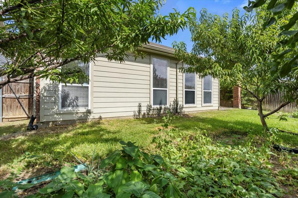 5924 Center Ridge Drive Property Photo 25