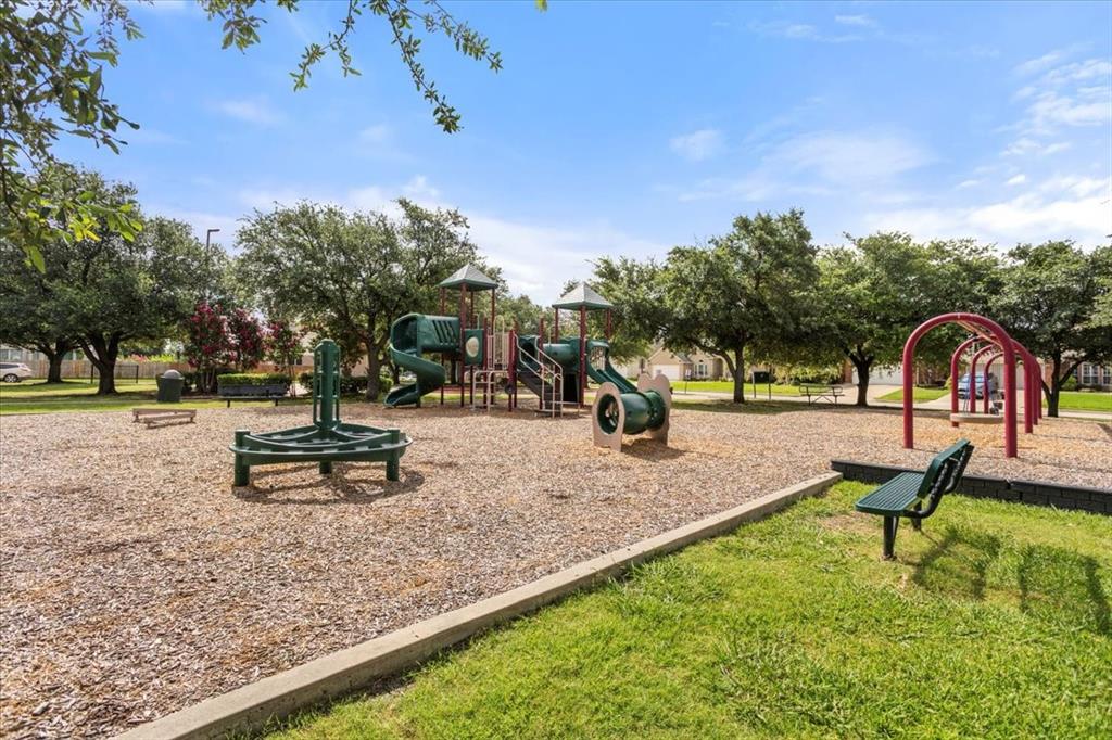 5924 Center Ridge Drive Property Photo 29