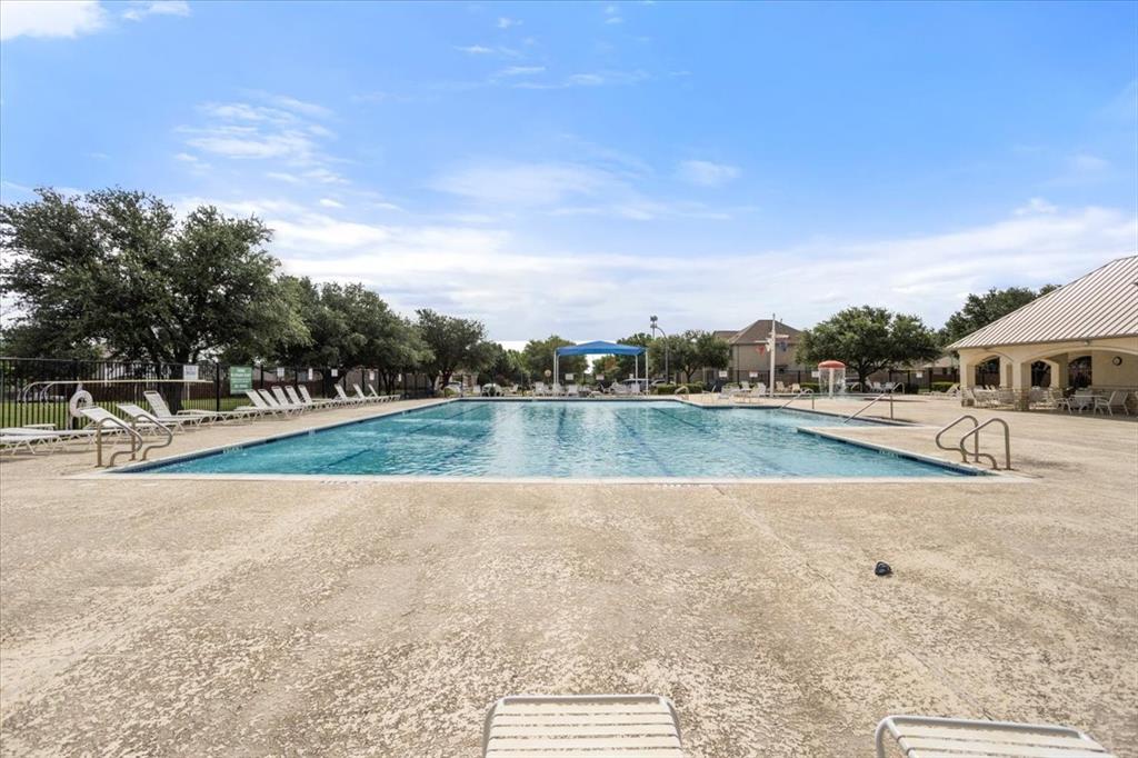 5924 Center Ridge Drive Property Photo 31