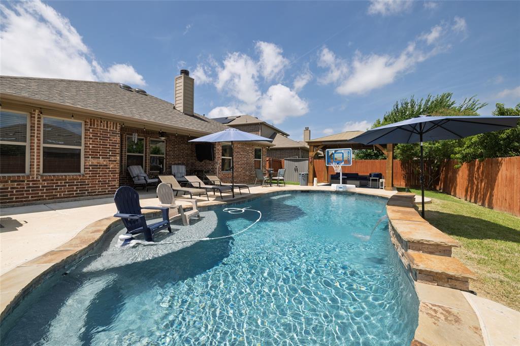 377 Pin Cushion Trail Property Photo 1