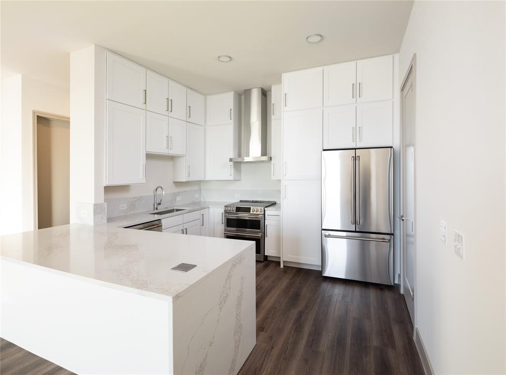 7850 Communications Parkway 1304 Property Photo 1
