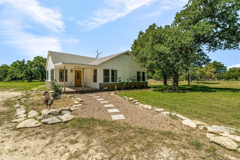 688 Private Road 1152 Property Photo 1