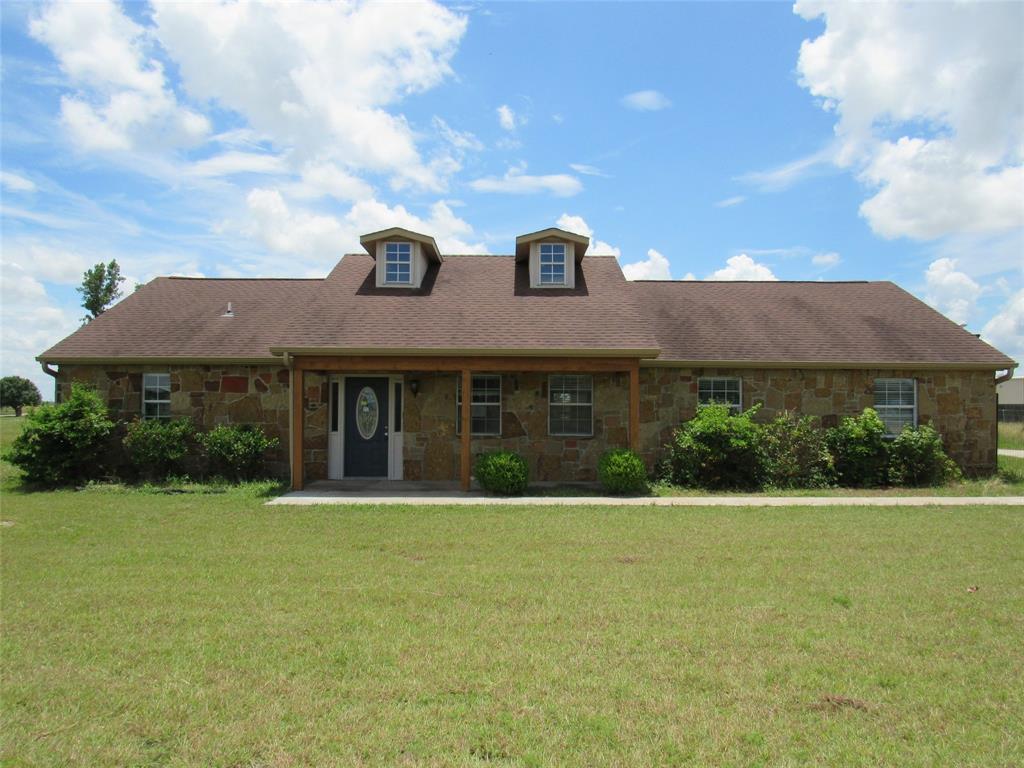 200 Hatter Drive Property Photo 1