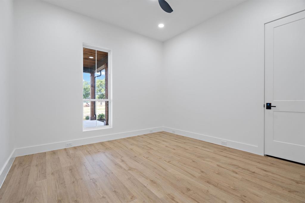12100 Riek Road Property Photo 18