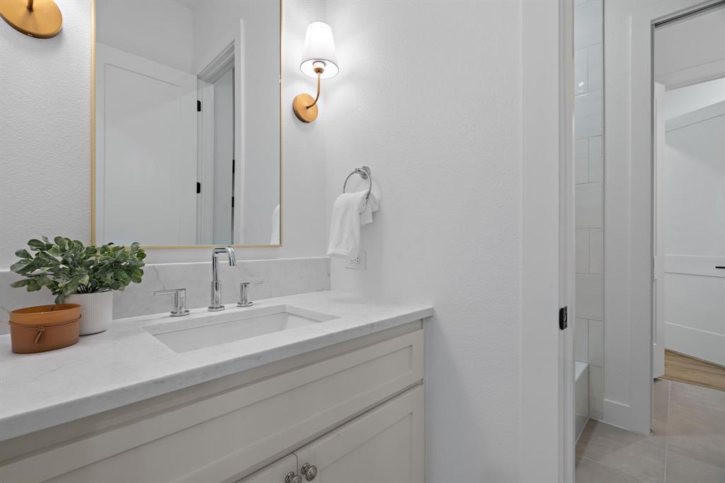 12100 Riek Road Property Photo 20