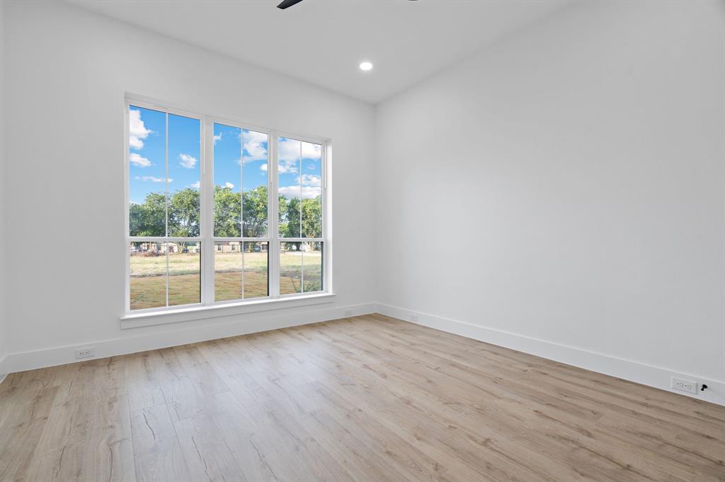 12100 Riek Road Property Photo 21