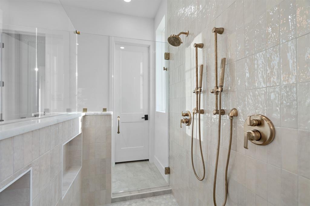 12100 Riek Road Property Photo 26
