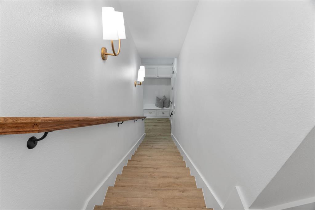 12100 Riek Road Property Photo 34