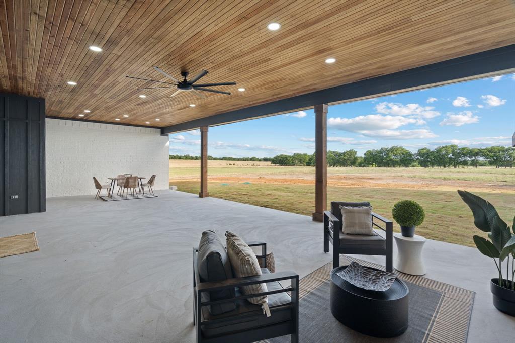 12100 Riek Road Property Photo 38