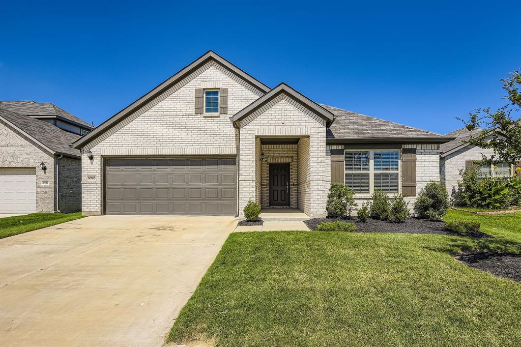 8905 Copper River Drive Property Photo 1