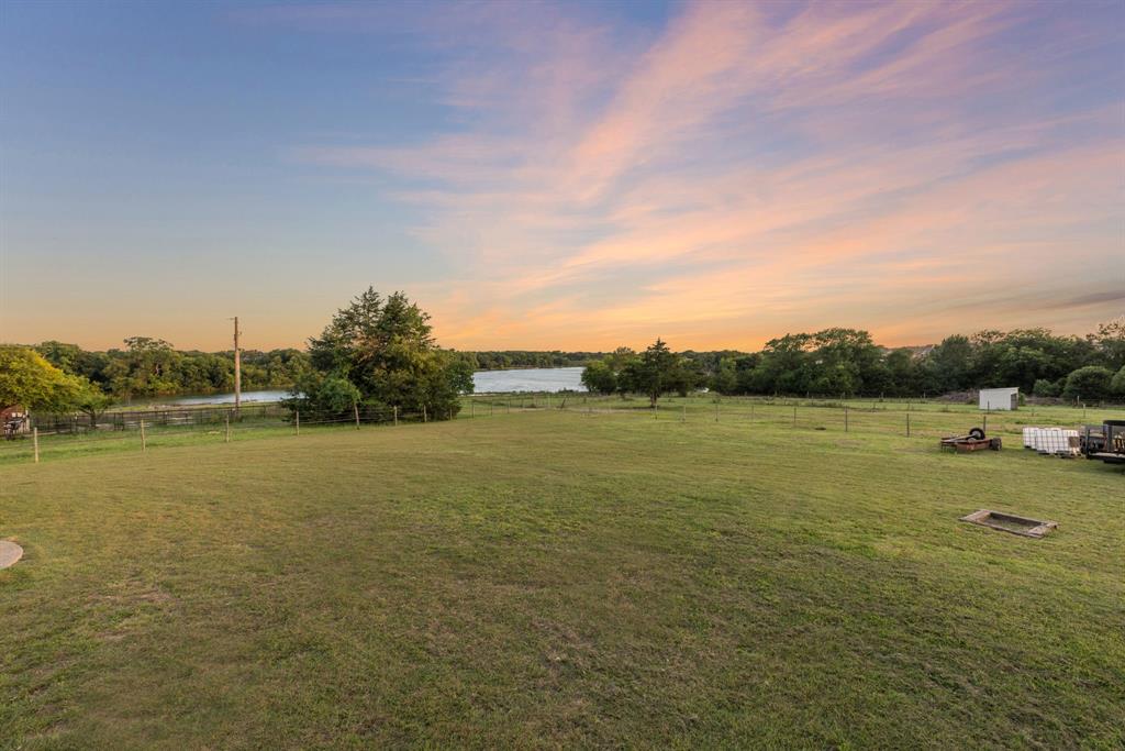 9893 Slater Creek Road Property Photo 6