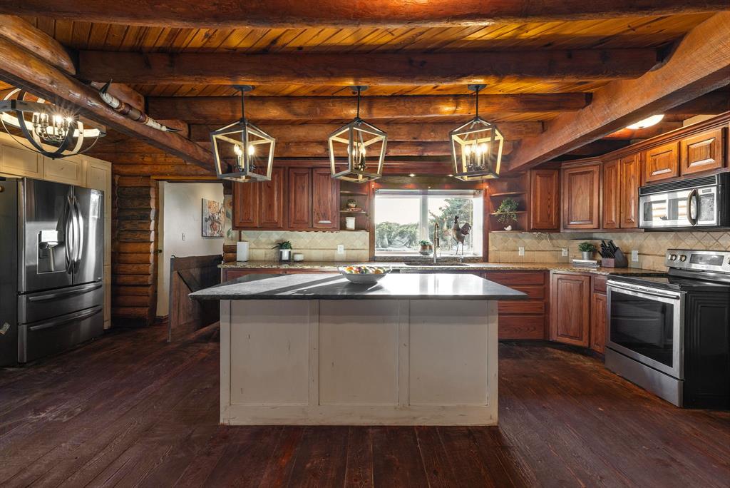 9893 Slater Creek Road Property Photo 18