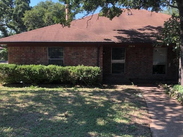 7010 Lincoln Drive Property Photo 1