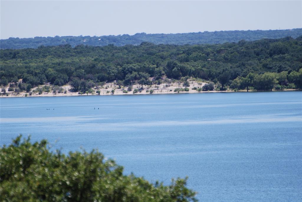 1421 Lakeside Trail Property Photo 12