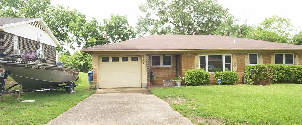 3850 Lisa Lane Property Photo 1