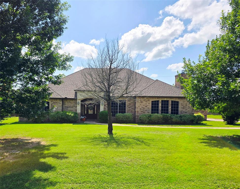 1921 Willow Bend Drive Property Photo 1