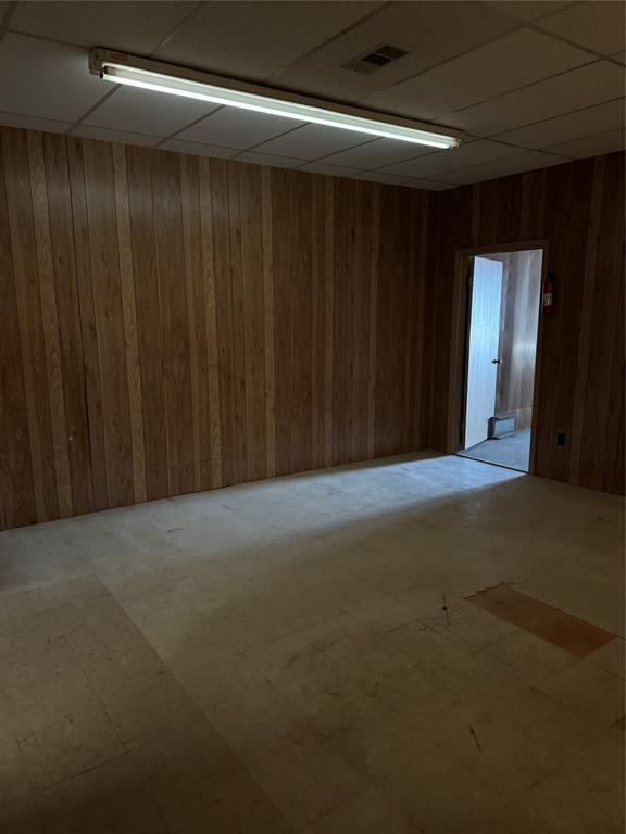 221 S Main Property Photo 8