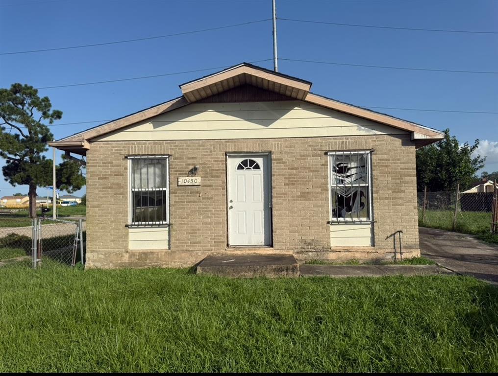 10450 Heritage Property Photo 1
