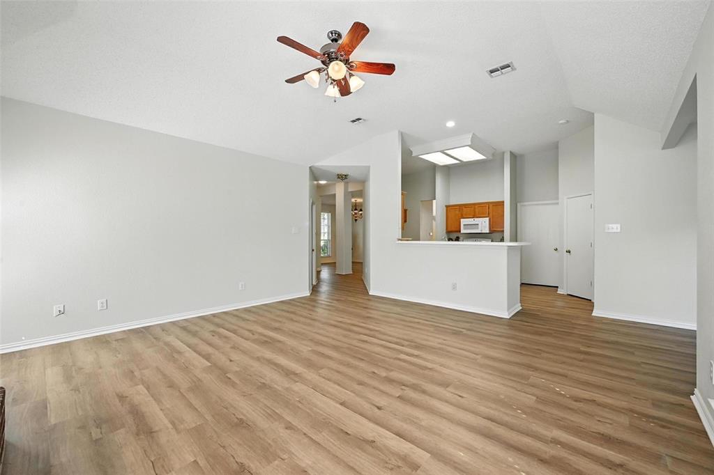 1375 Clear Creek Drive Property Photo 11