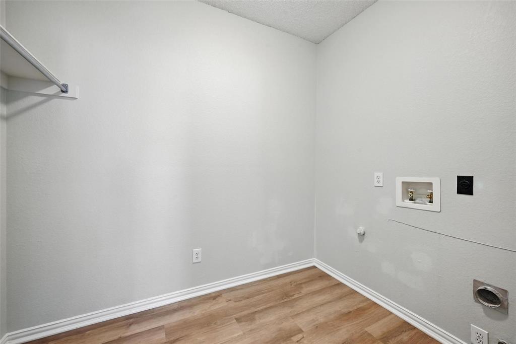 1375 Clear Creek Drive Property Photo 16