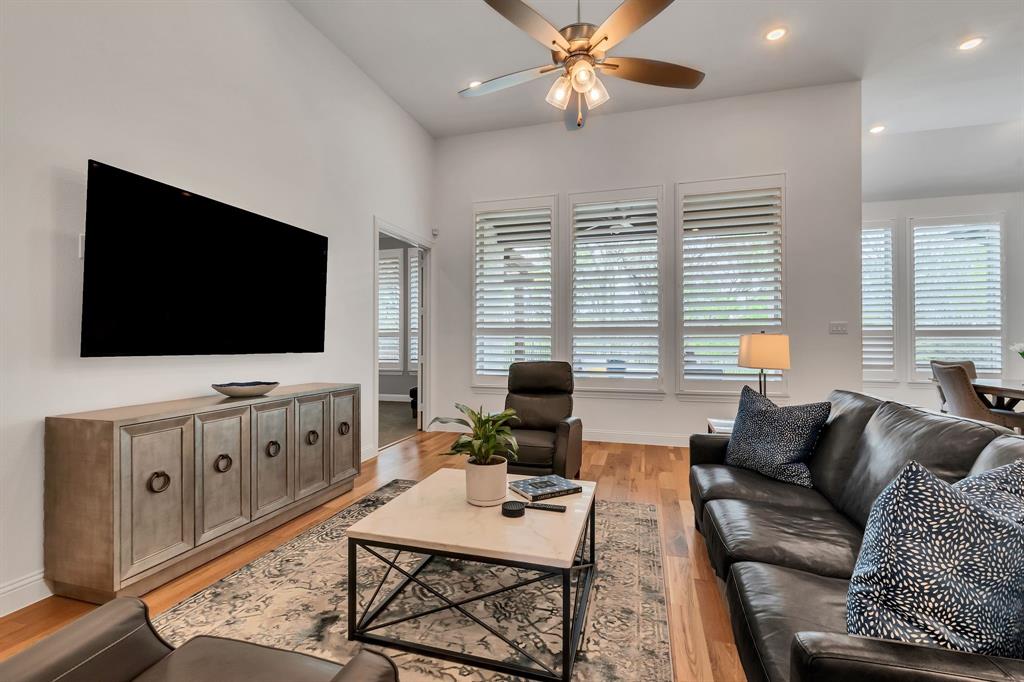 8516 Autumn Lake Trail Property Photo 27