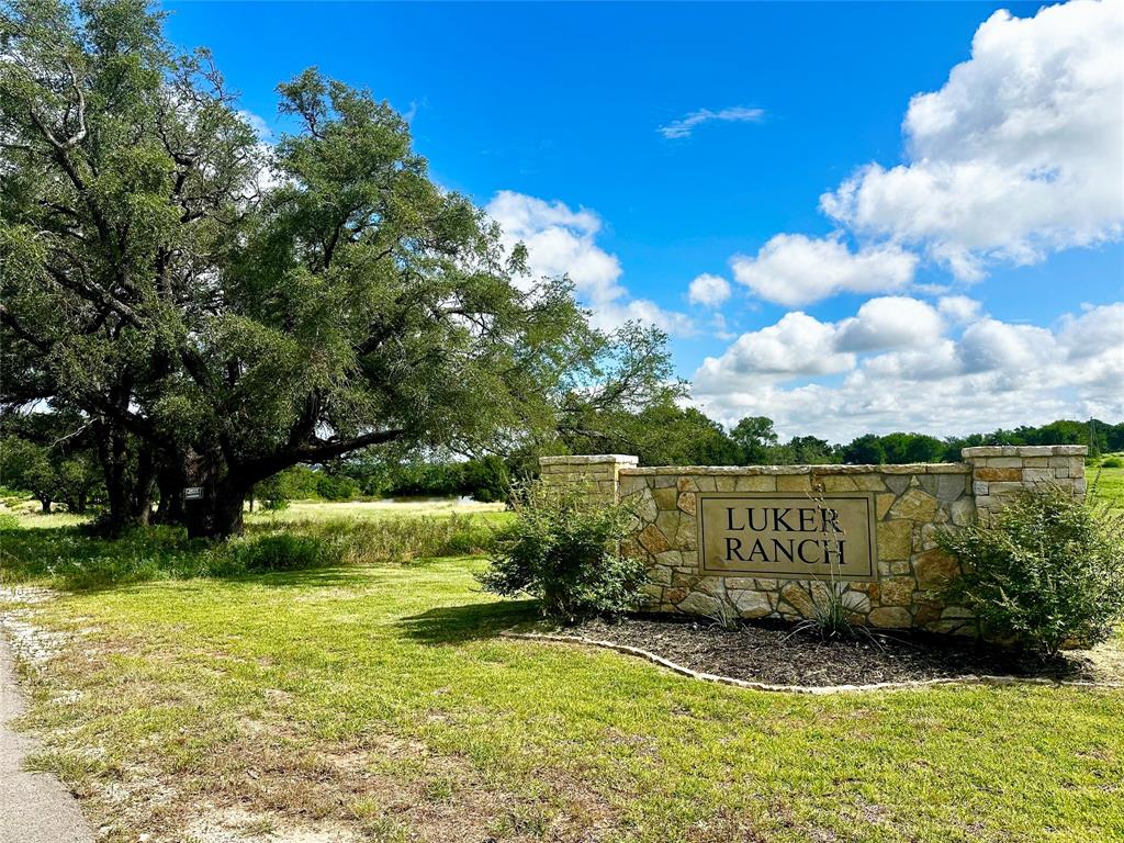 636 R C Luker Court Property Photo 1