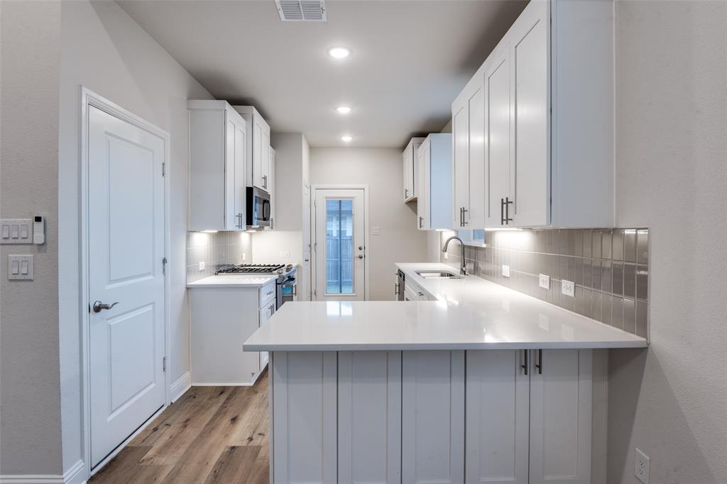 10871 Tall Timbers Trail Property Photo 8