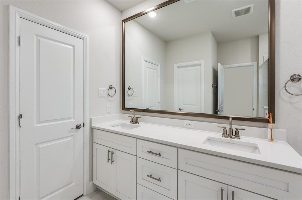 10871 Tall Timbers Trail Property Photo 16