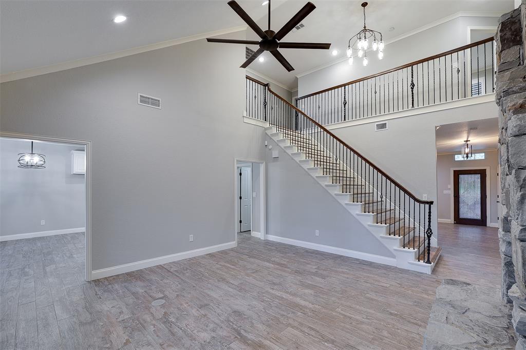 4502 Ridgecrest Drive Property Photo 14