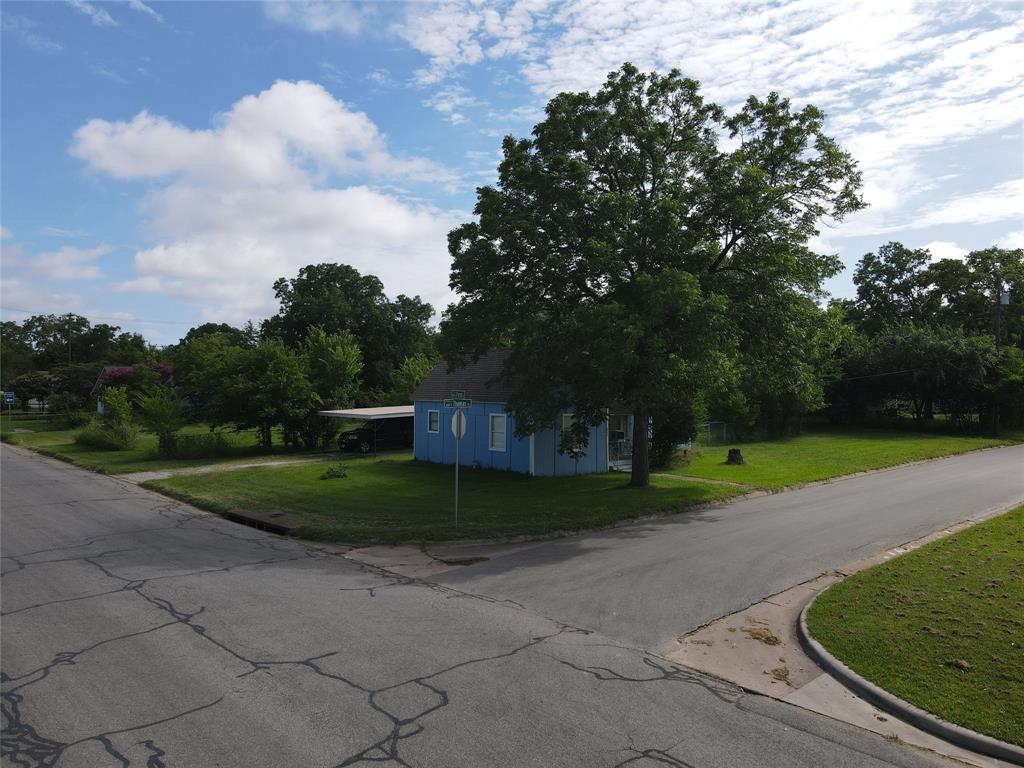 603 E Thomas Street Property Photo 13