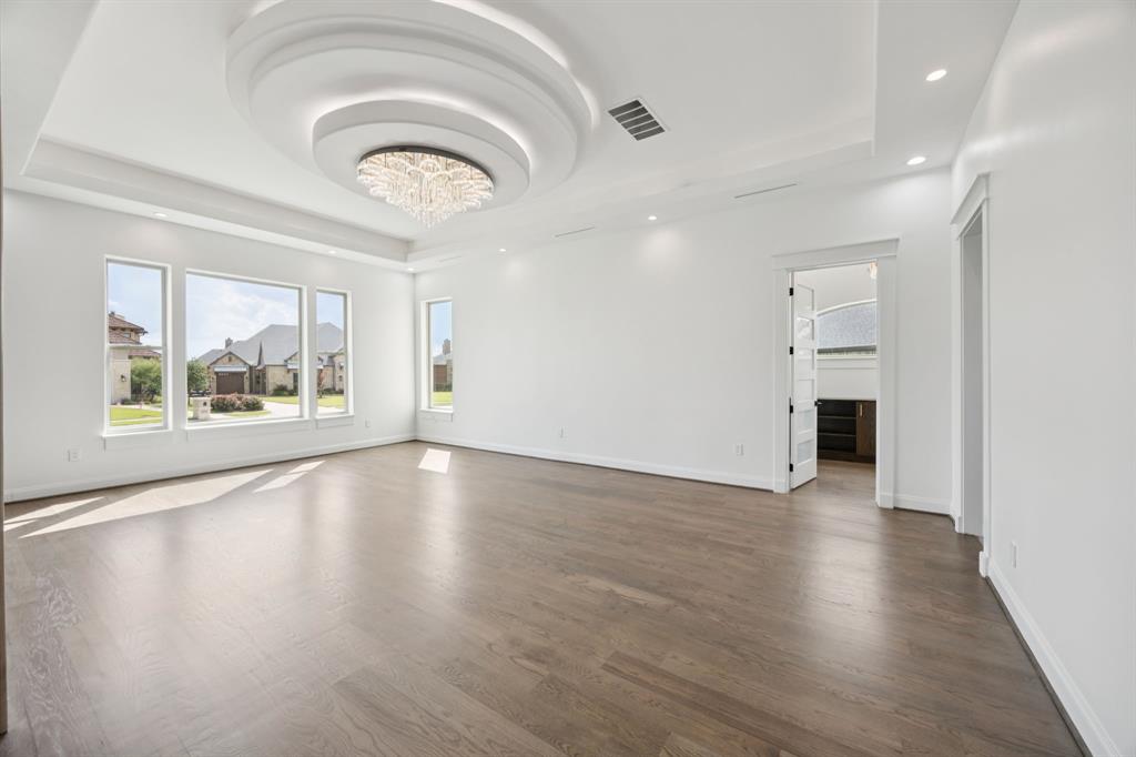 1933 Noe Boulevard Property Photo 15